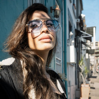 model wearing MADISON Blue Sunglasses