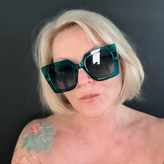 LUNA Tahiti Oversized Polaroid Sunglasses